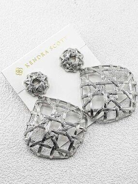Kendra Scott Hollow Earrings
